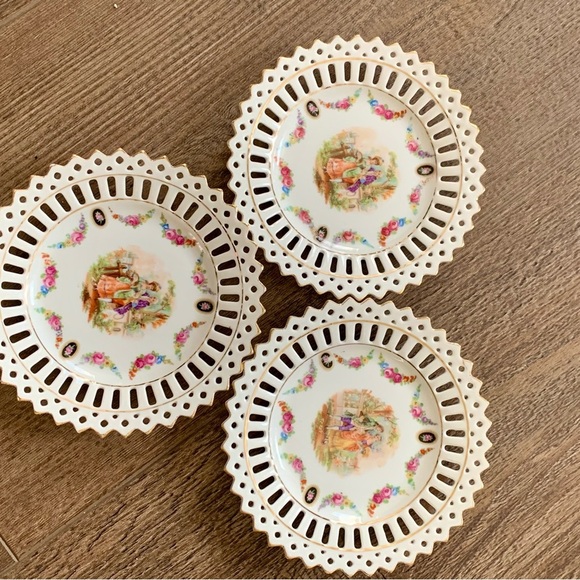 Vintage German Porcelain Reticulated Trinket Dishes - Picture 12 of 15